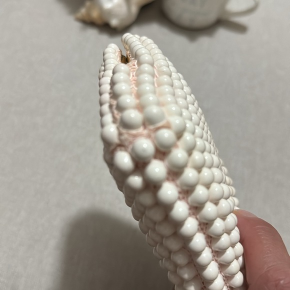 Vintage Candy Dot Clutch-White-Gold Toned Metal Trim-9x5-Kiss Lock Closure - Picture 11 of 16